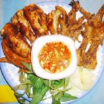 Chân gà nướng ở phố 8 Ninh Bình một trong những địa điểm ăn uống giá rẻ ở Ninh Bình