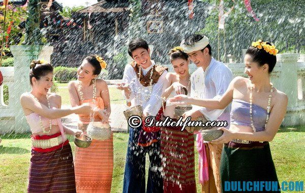Kinh nghiệm du lịch lễ hội té nước Thái Lan