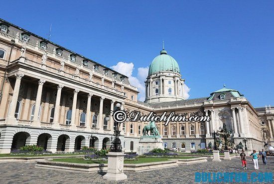 Đi đâu, chơi gì khi du lịch Budapest? Cung điện Buda, địa điểm tham quan, du lịch nổi tiếng nhất ở Budapest