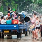 Lễ hội té nước ở Campuchia