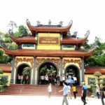 Chia sẻ kinh nghiệm du lịch chùa Ba Vàng. Hướng dẫn du lịch chùa Ba Vàng vui vẻ, hấp dẫn