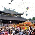 Đầu năm đi đâu cầu tài lộc, may mắn? Những địa điểm du xuân vui vẻ, hấp dẫn đầu năm gần Hà Nội.