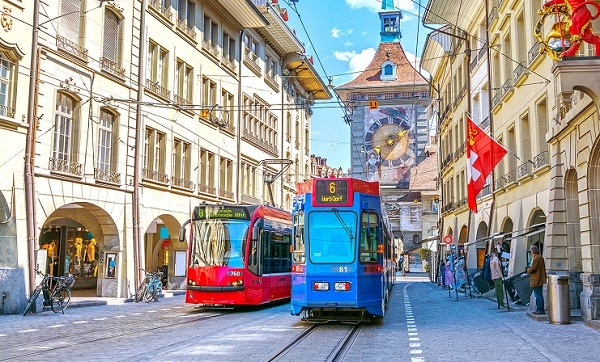 Kinh nghiệm du lịch thành phố Bern, Thụy Sĩ đầy đủ, chi tiết. Hướng dẫn, cẩm nang du lịch Bern cụ thể, tiết kiệm đường đi, ăn uống