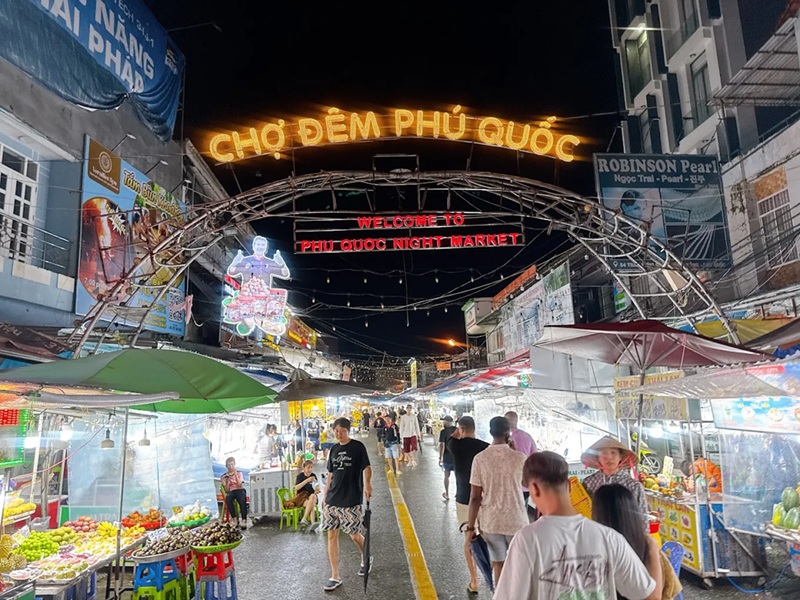 Chợ truyền thống ở Phú Quốc. Chợ nổi tiếng ở Phú Quốc