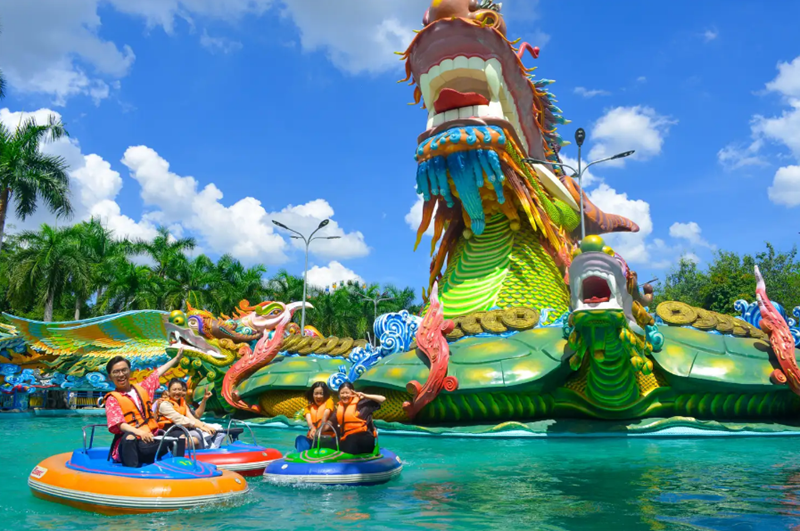 Đại chiến Công Viên Nước: Suối Tiên cổ kính hay Siêu Vịnh Sơn Tiên sẽ chiếm lĩnh mùa hè của bạn