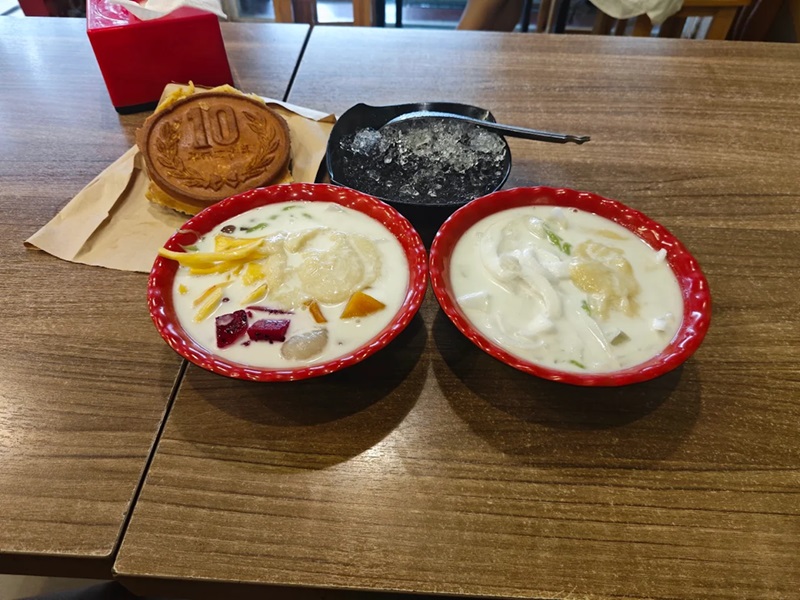 Quán chè ngon ở Hà Nội. quán chè bình dân ở Hà Nội