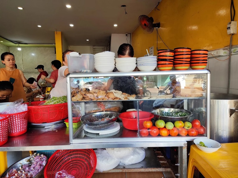 Quán bún hải sản ở Nha Trang. Quán bún hải sản nổi tiếng Nha Trang