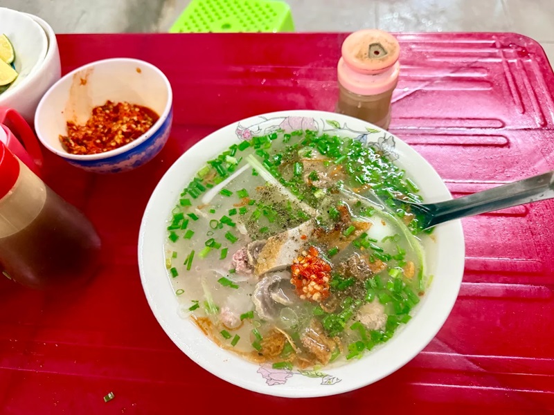 Quán bánh canh ở Nha Trang. Ăn bánh canh quán nào ngon ở Nha Trang