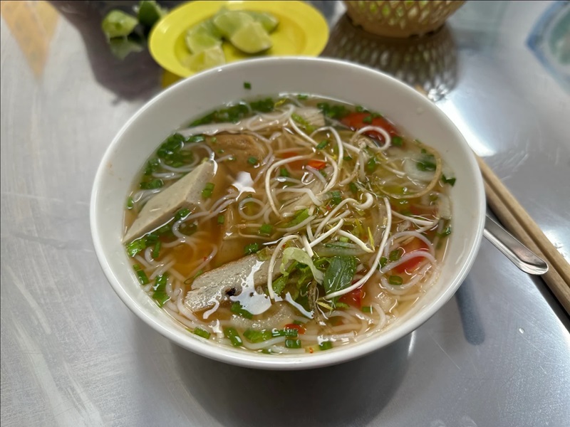 Quán bánh canh ở Nha Trang. Địa chỉ ăn bánh canh uy tín ở Nha Trang