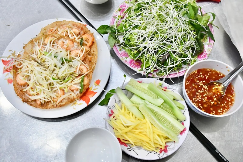 Quán bánh xèo tôm nhảy ở Quy Nhơn. Ở Quy Nhơn ăn bánh xèo tôm nhảy ở đâu ngon
