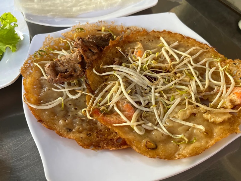 Địa chỉ ăn bánh xèo tôm nhảy ở Quy Nhơn. Quán bánh xèo tôm nhảy bình dân ở Quy Nhơn